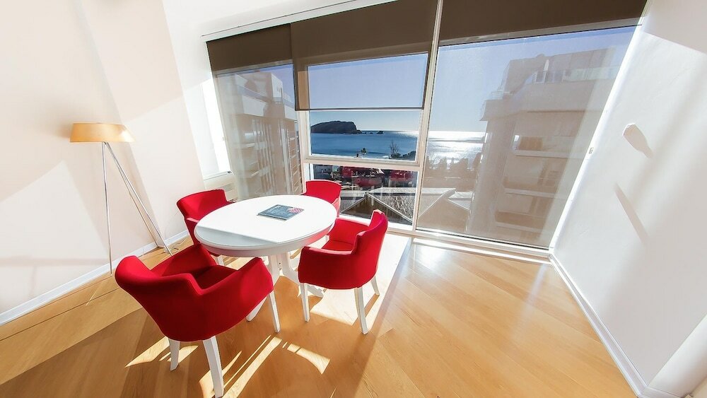 Фото Lux Sunrior