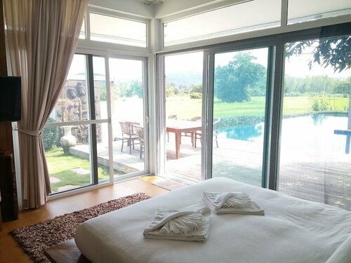 Гостиница Mountain View Pool Villa Nakhonnayok