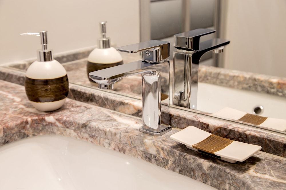 Фото Appartamento Largo Argentina - Daplace Apartments