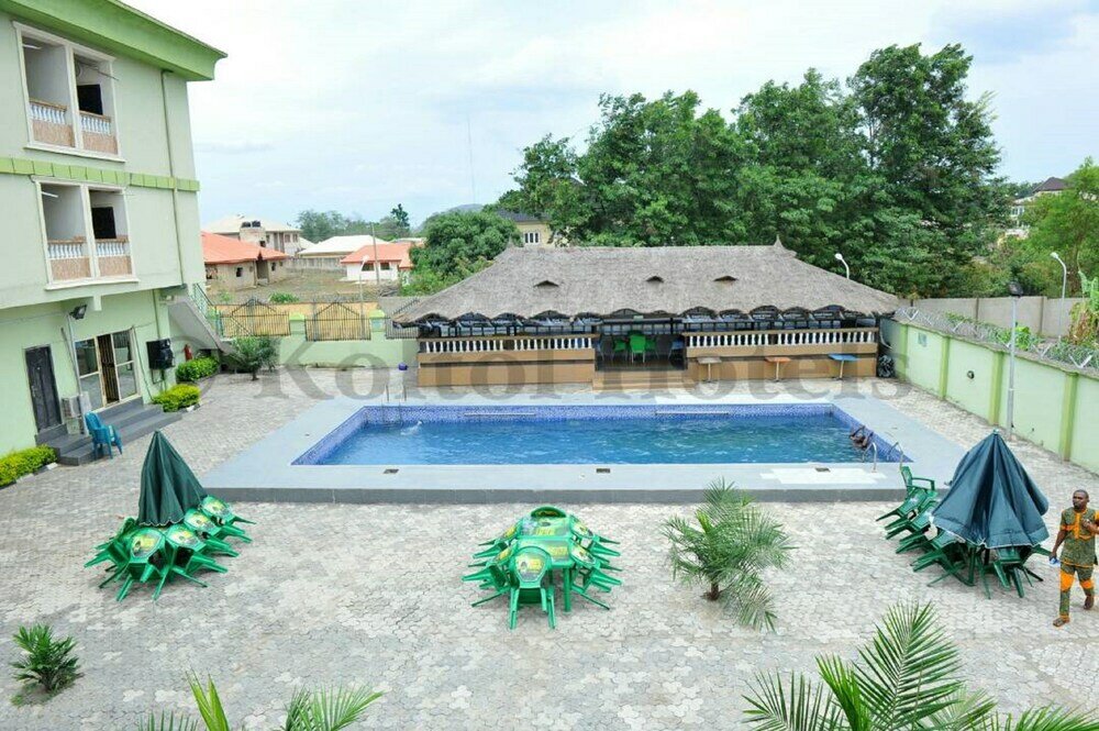 Фото отеля 2