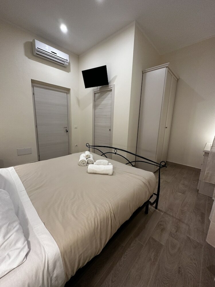 Фото Domo Achenza Guesthouse