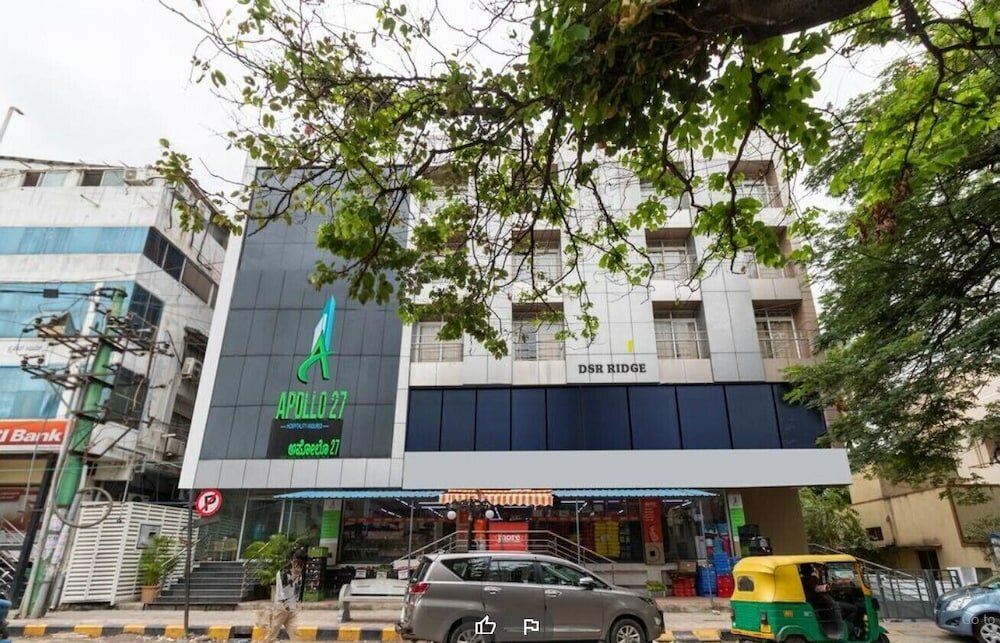 Фото отеля 1