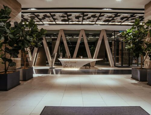 Гостиница Expressionz Professional Suites Kl