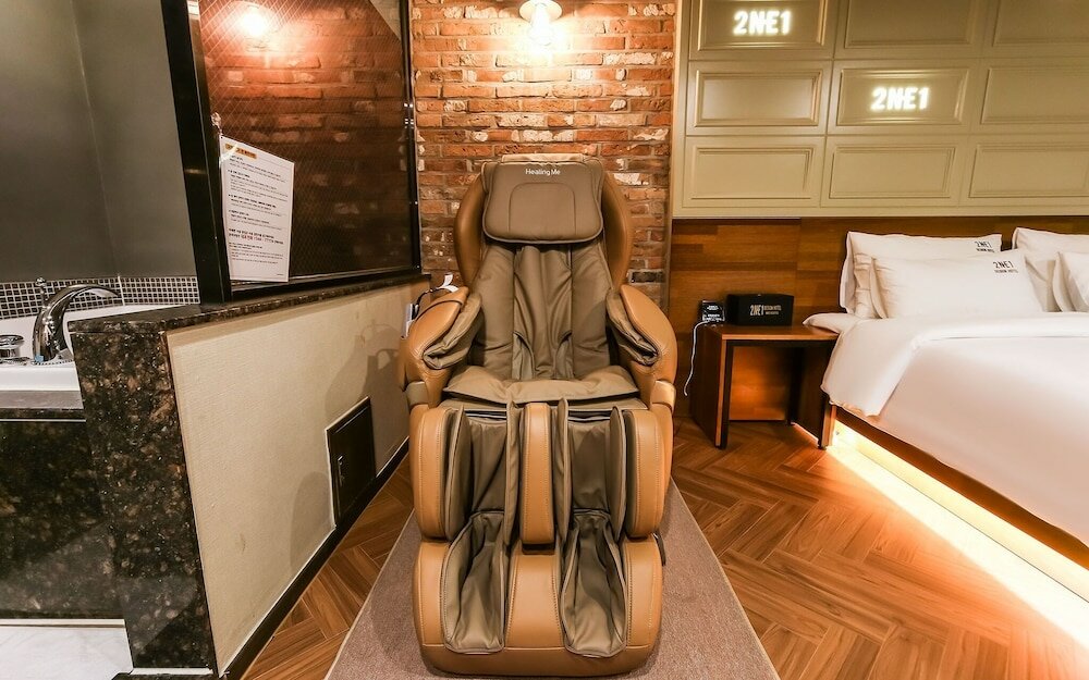 Фото Design Hotel 2ne1 Jukdo Market Pohang