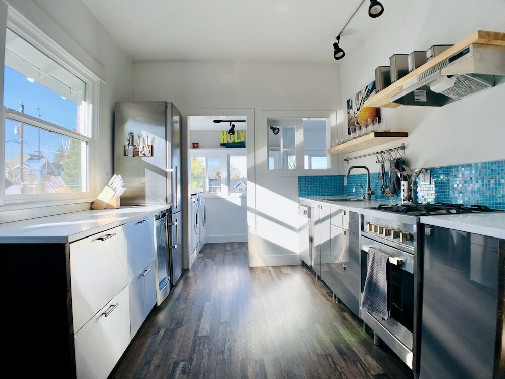 Фото Central Queen Anne Lookout