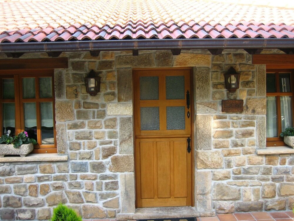 Фото Apartamentos Rurales La Portiella