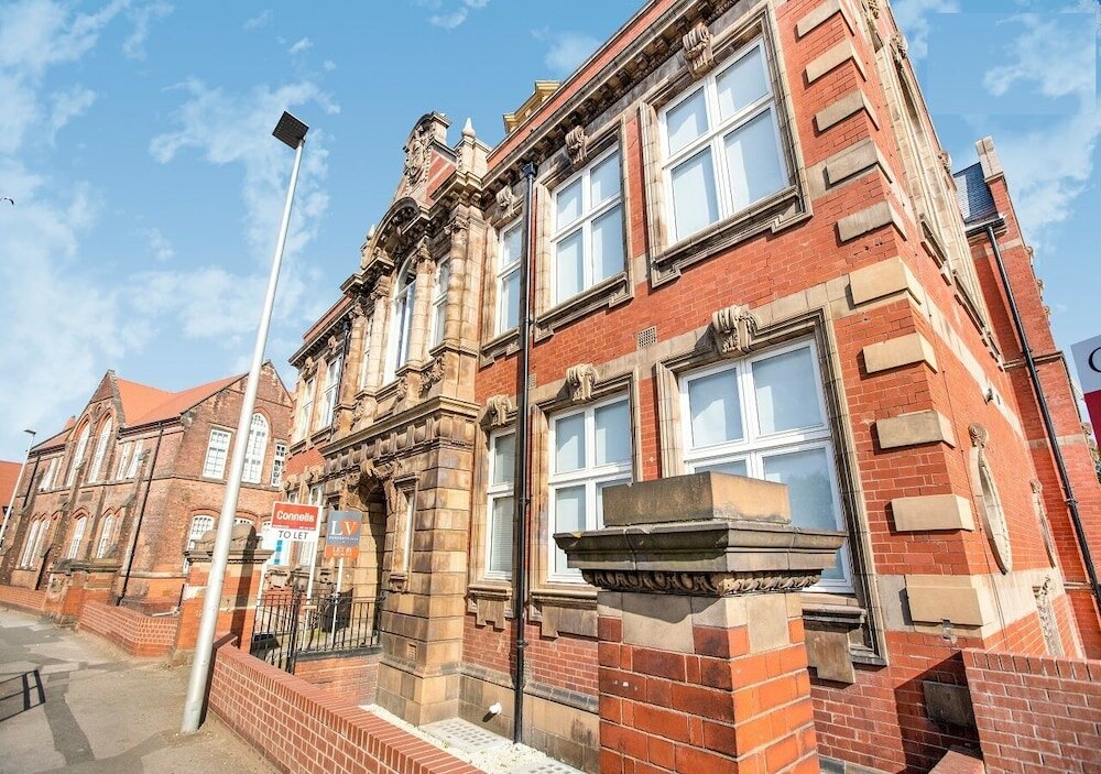 Фото отеля 1