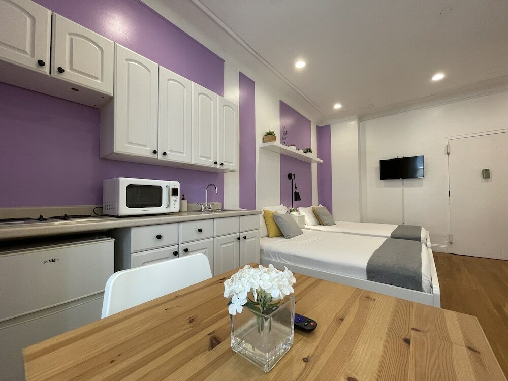 Фото Hotel and the City-Midtown