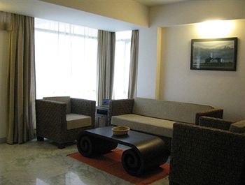 Фото Maple Suites Serviced Apartments