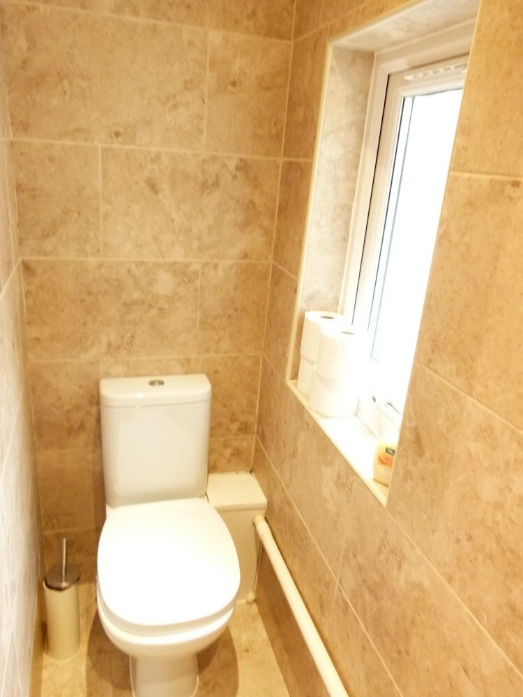 Фото Ss Property Hub - Family Apartment in Kensington