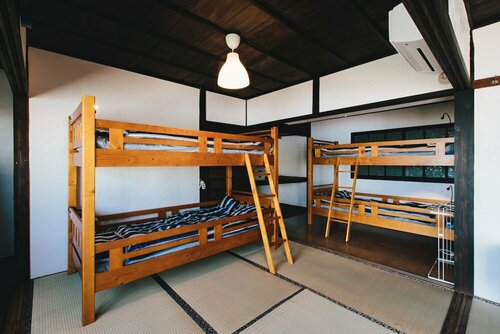 Гостиница Hostel Dockhouse в Нагасаки