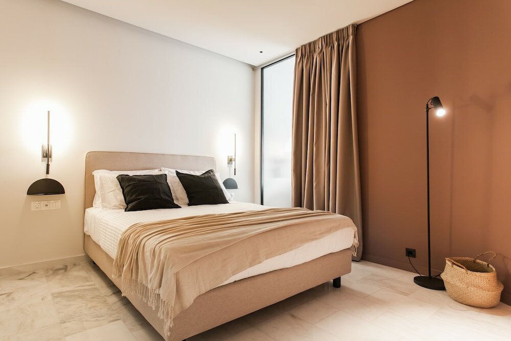 Фото Marvelous 2br Apartments with balcony