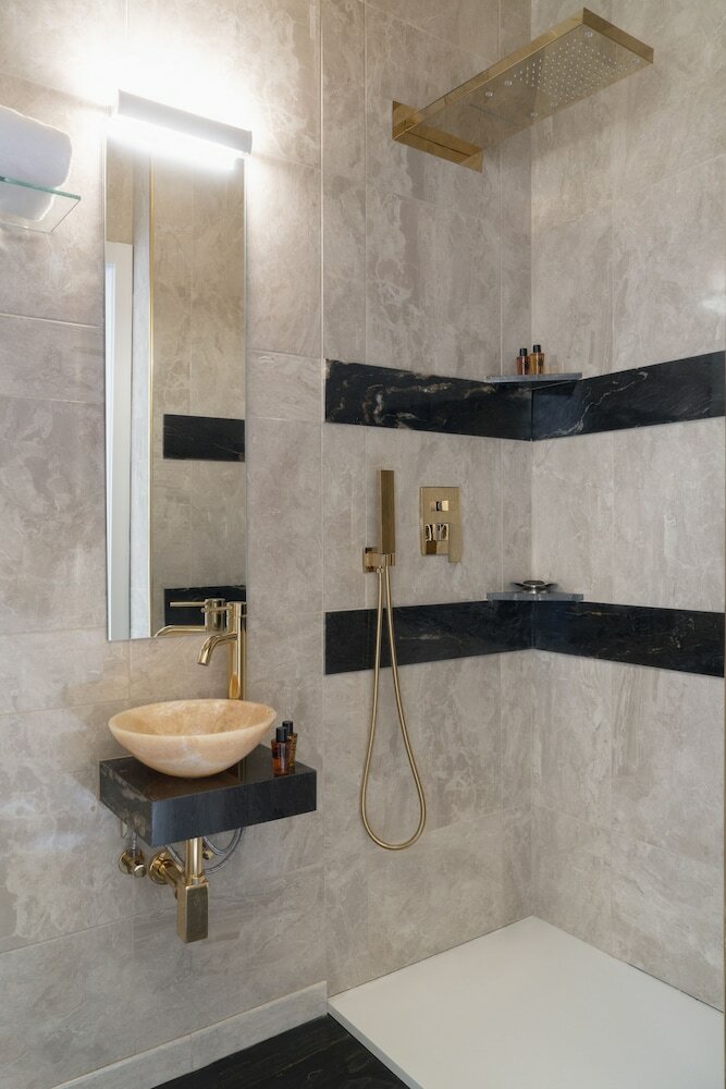 Фото Rivière Private Rooms at the Park