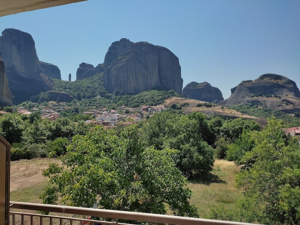 Фото Spartacus House