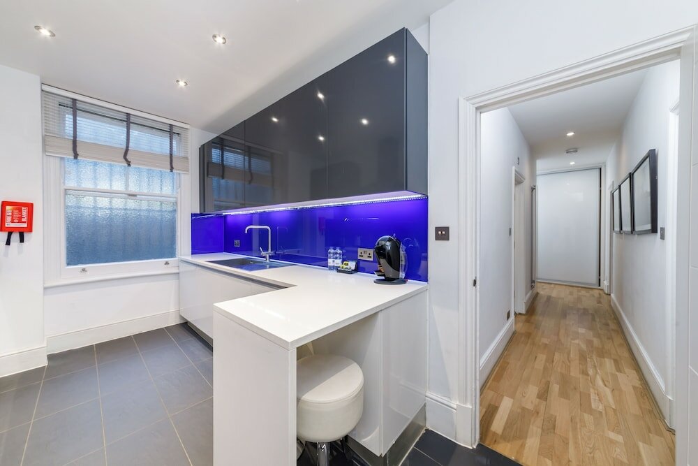 Фото Garrick Mansions by Q Apartments