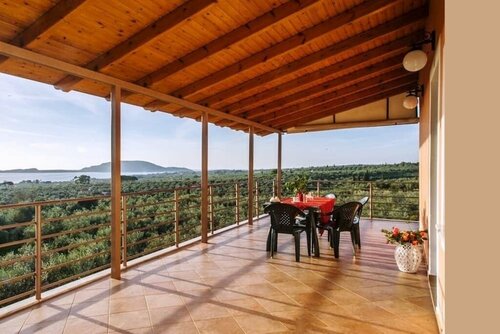 Гостиница Seaview Flat In An Olive Grove by The Beach
