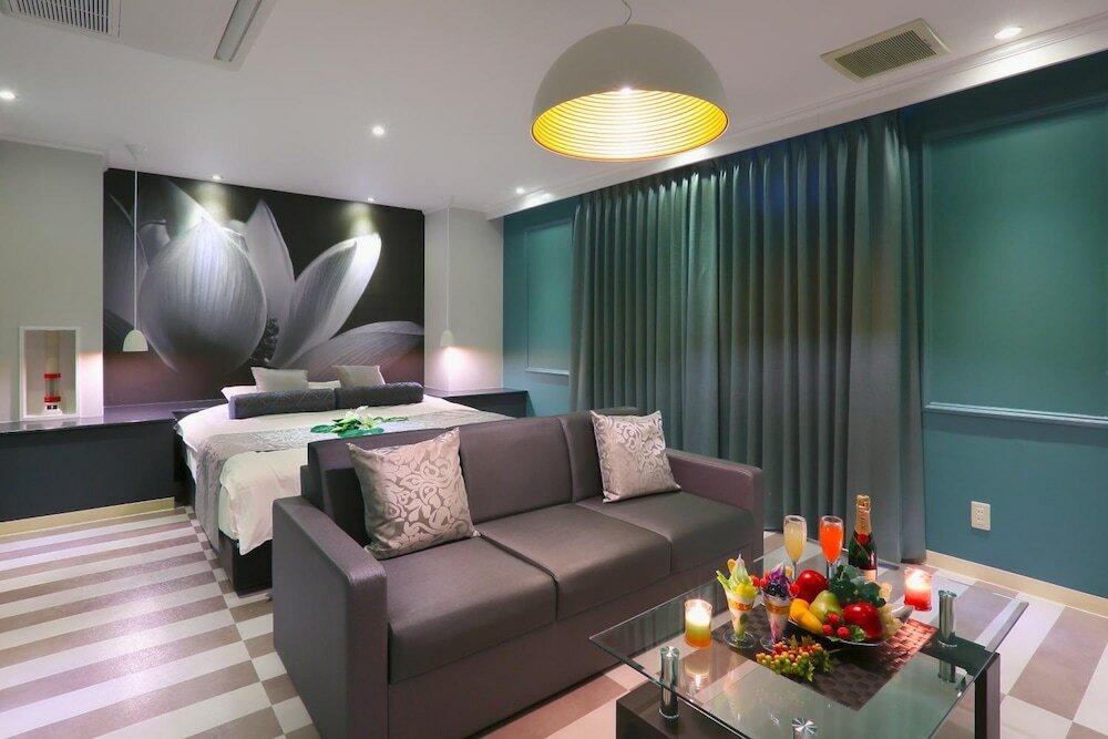 Фото Hotel A La Mode - Adult Only