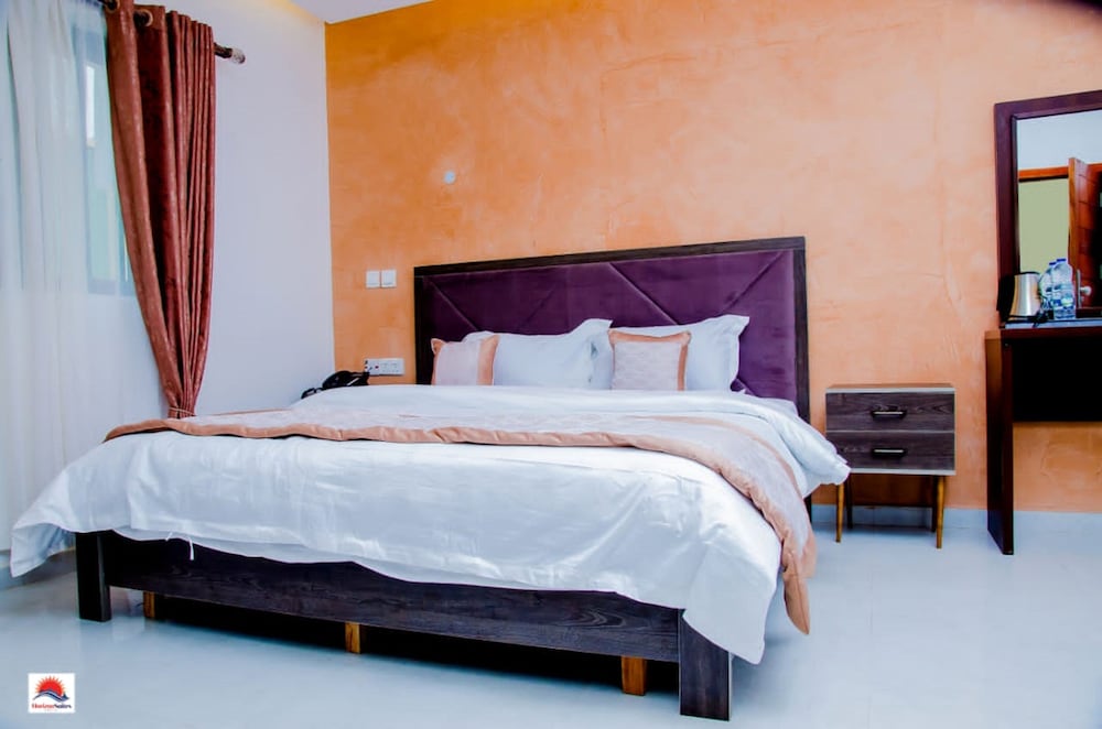 Фото Horizon Suites