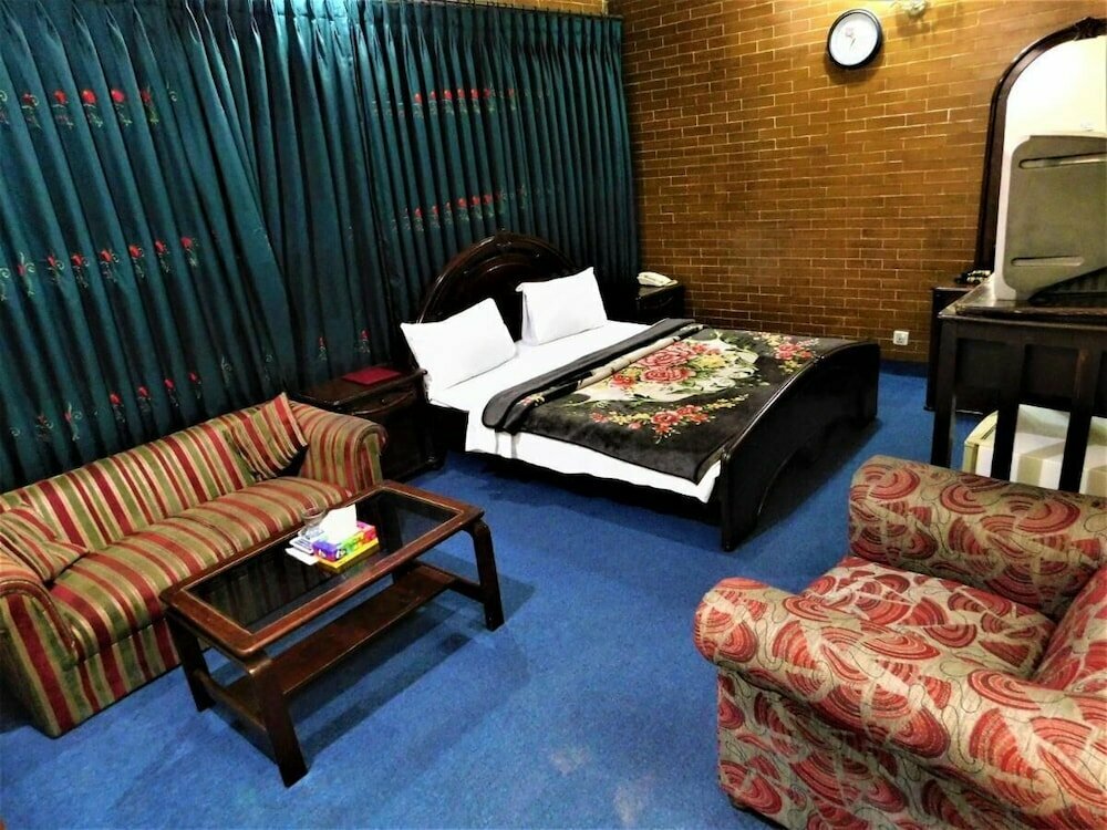 Hotel Paramount Guest House, Islamabad, photo