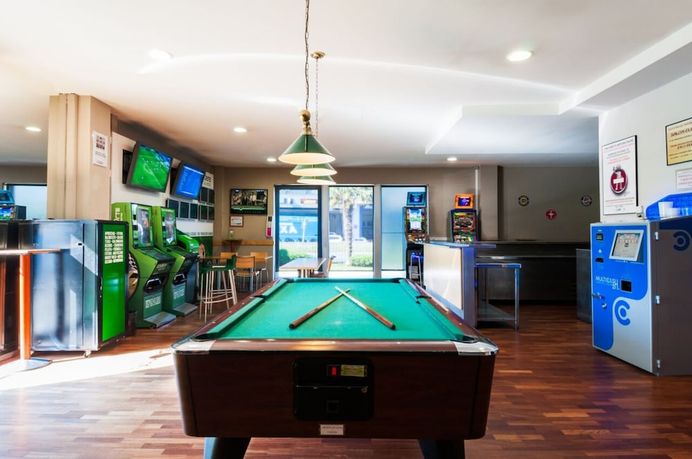 Фото Kyriad Direct Eth Irun