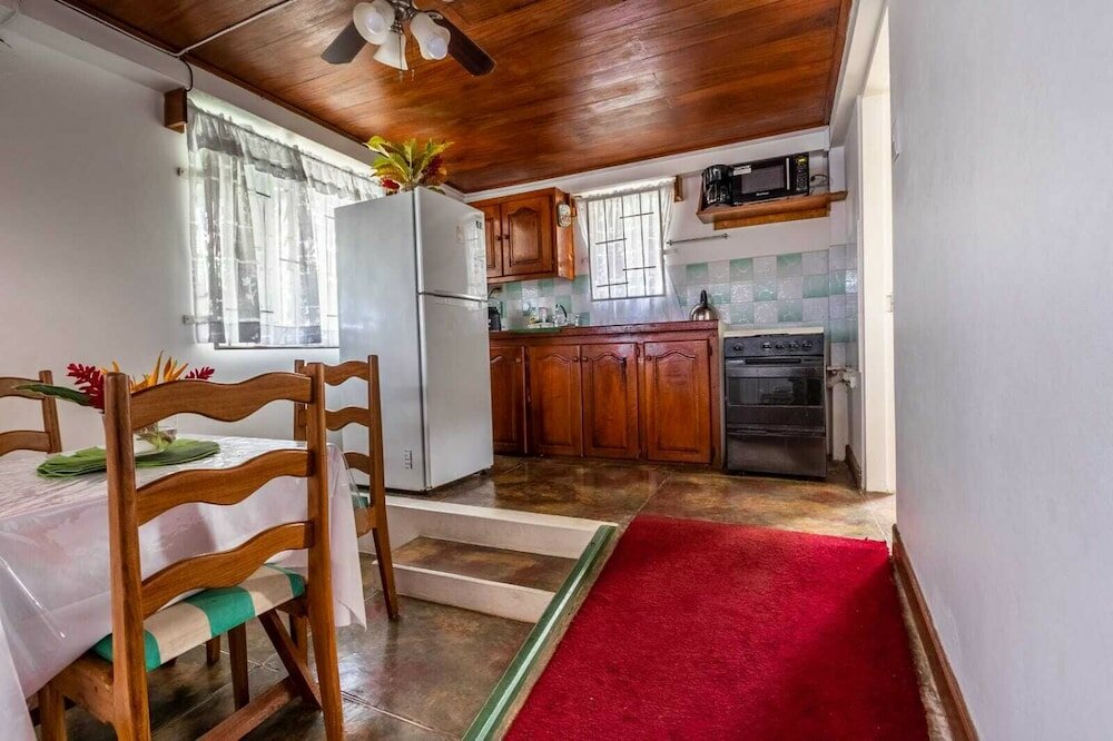 Фото Cholson Chalets Limited