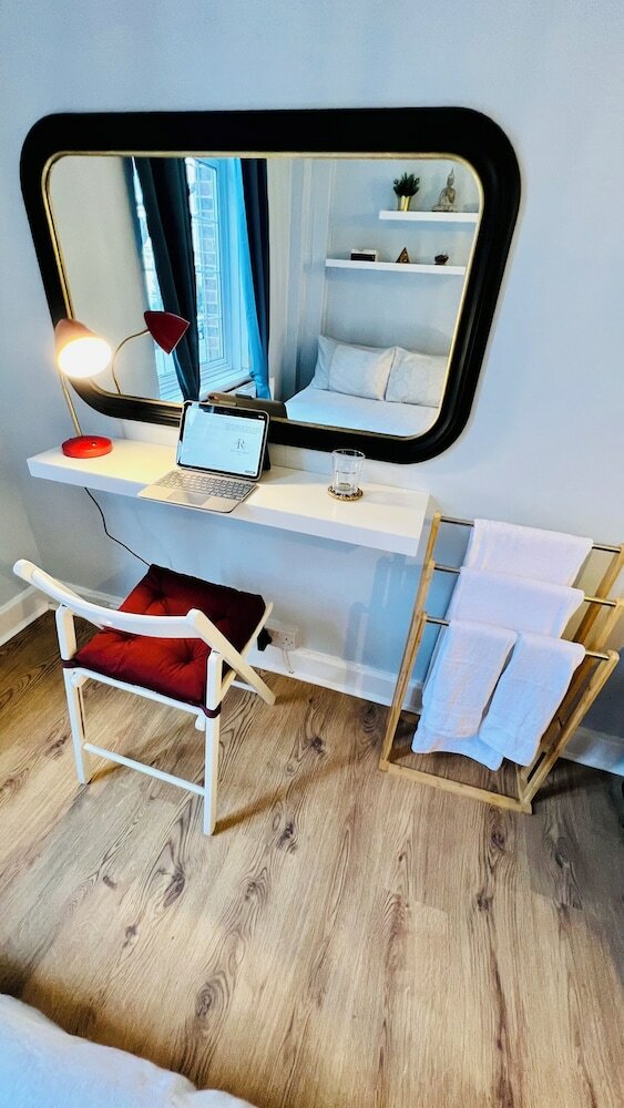 Фото Rest Boutique Notting Hill