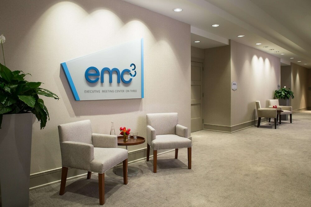 Фото Hilton Philadelphia at Penn's Landing