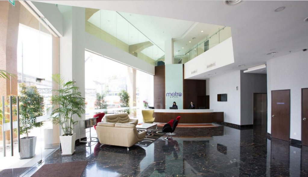 Фото Metro Hotel