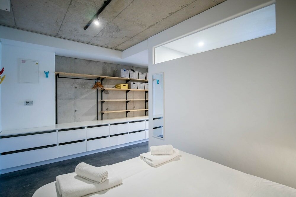 Фото Forty On L by Ctha