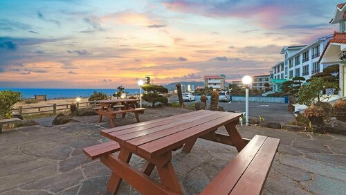 Гостиница Jeju Badaaehyanggi Pension