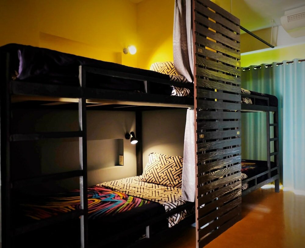 Фото Youth Hostel