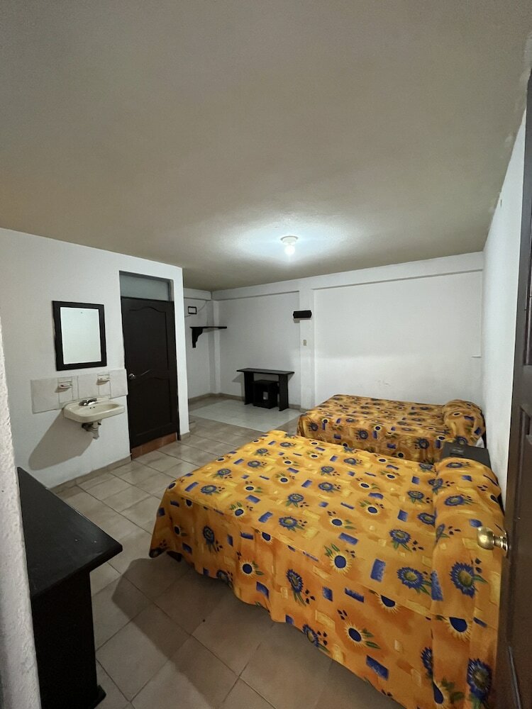 Фото Hotel Jorges Morelia