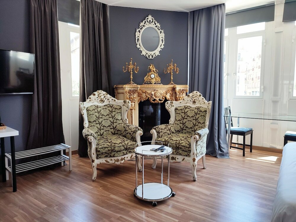 Фото Flats Friends Plaza de la Reina