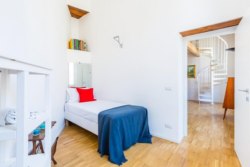 Фото Appartamento tra le Cupole di Napoli by Wonderful Italy