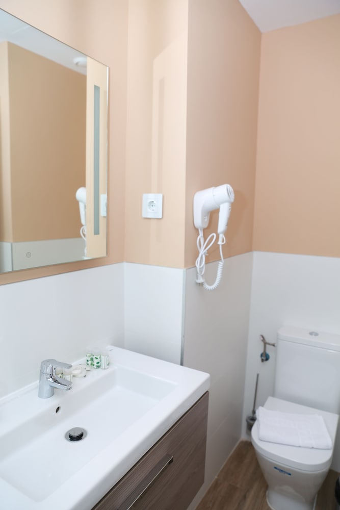 Фото New Point Madrid Opera