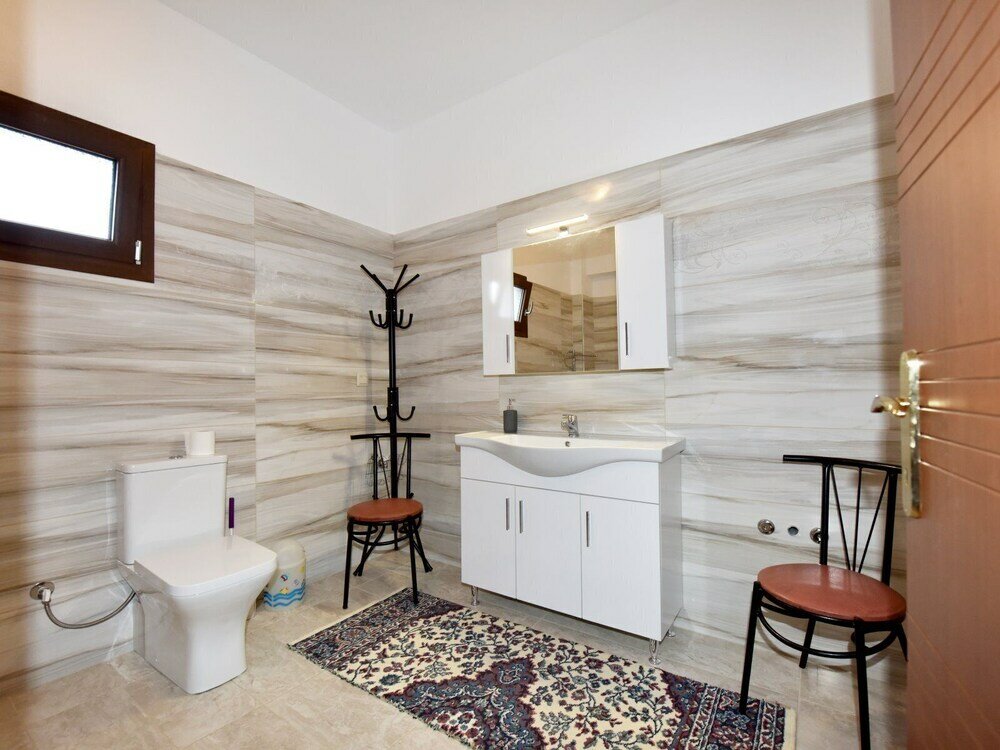 Фото Villa George