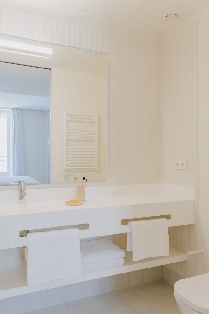 Фото The Passage Apartments