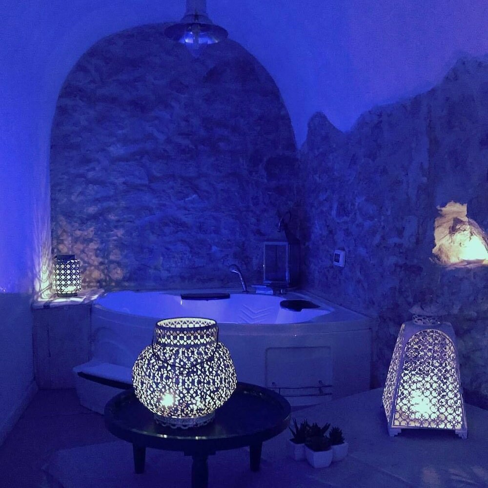 Фото Only for two Giumbabulla Home and SPA