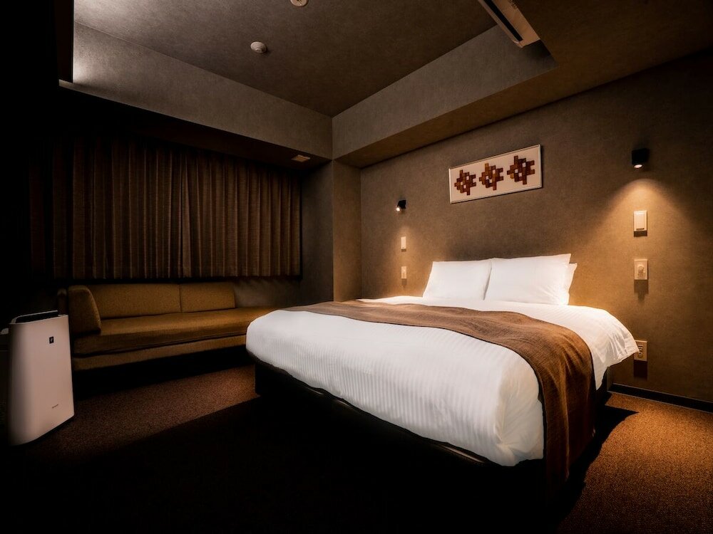 Фото Randor Hotel Namba Osaka Suites