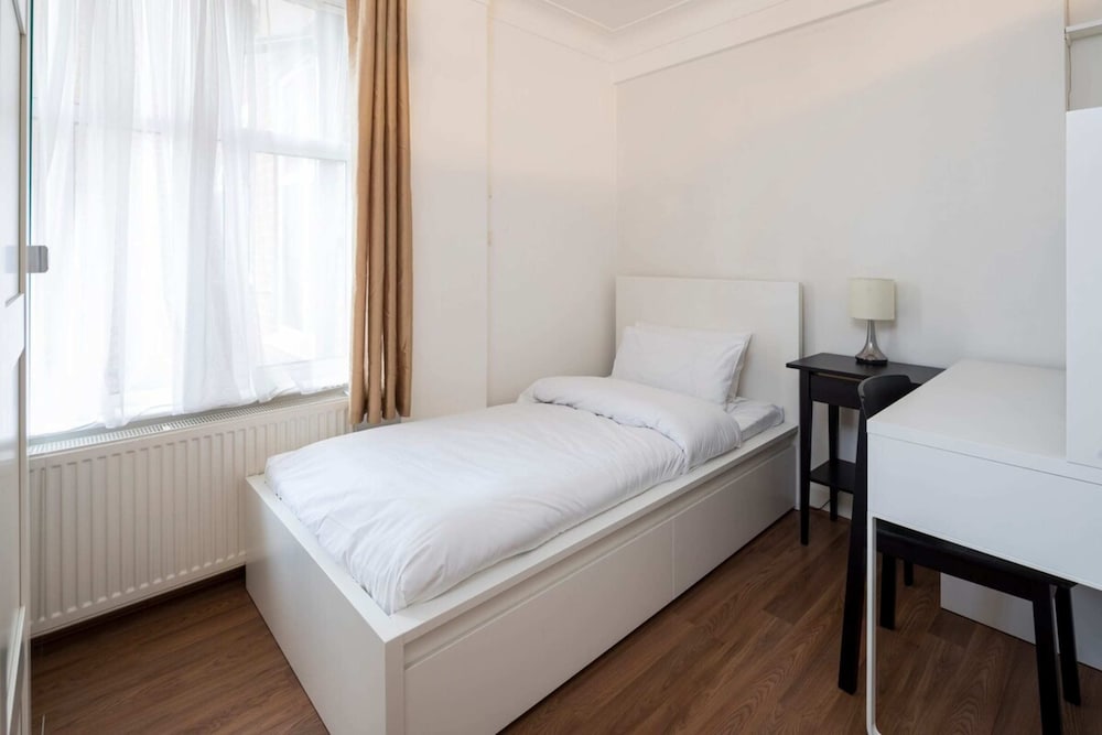 Фото Smart 2 Bed Apartment near Oxford Street & Hyde Park