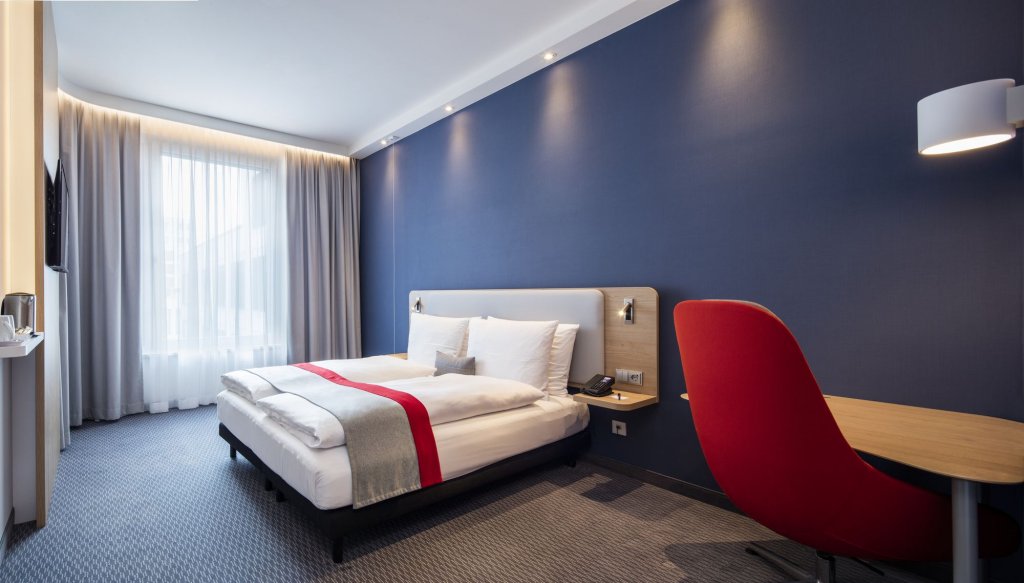 Фото Holiday Inn Express Munich City West