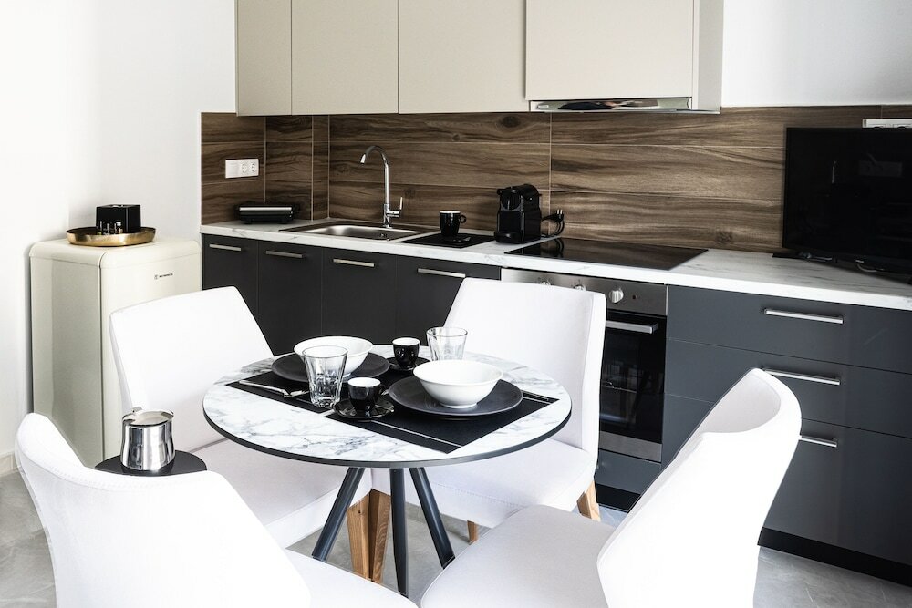 Фото The Rooster's Egg