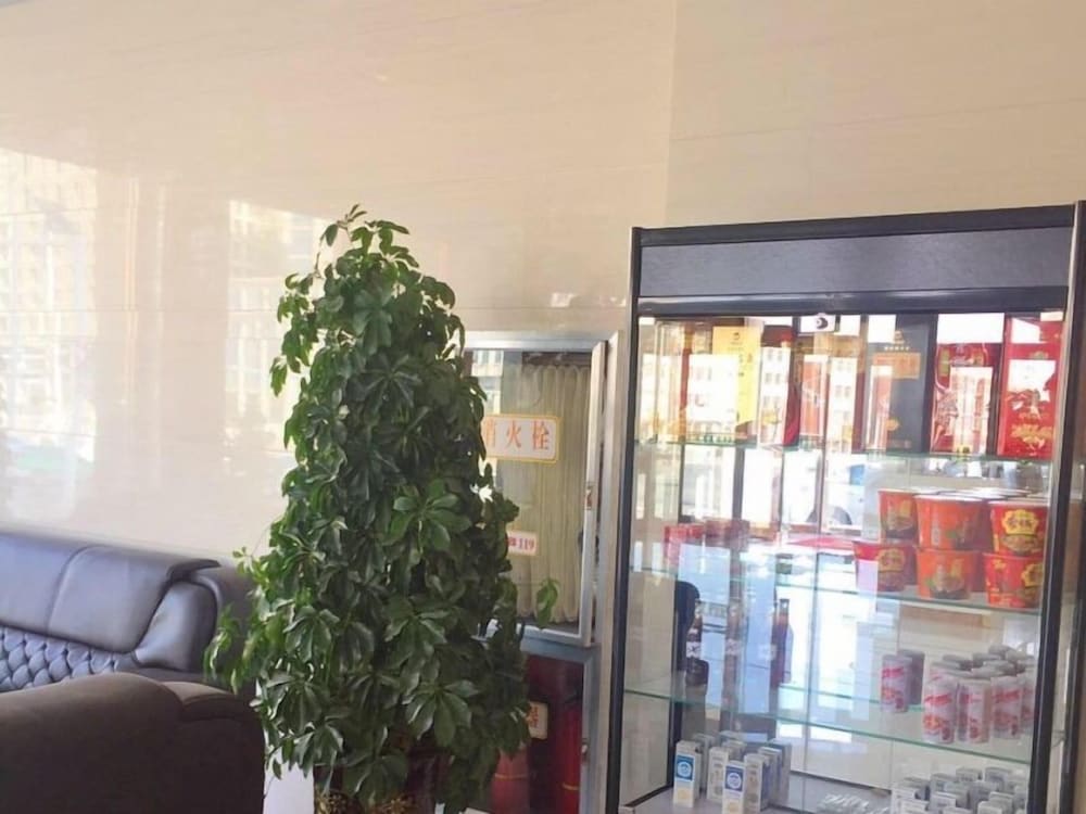 Фото GreenTree Inn Alashanmeng Zuoqi Xinsizhong Business Hotel