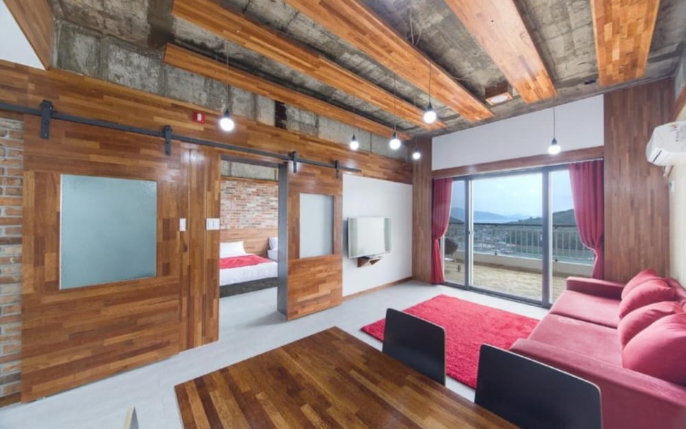 Фото Yeosu Querencia Resort