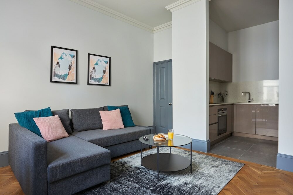 Фото 6 Ongar Road by Flying Butler