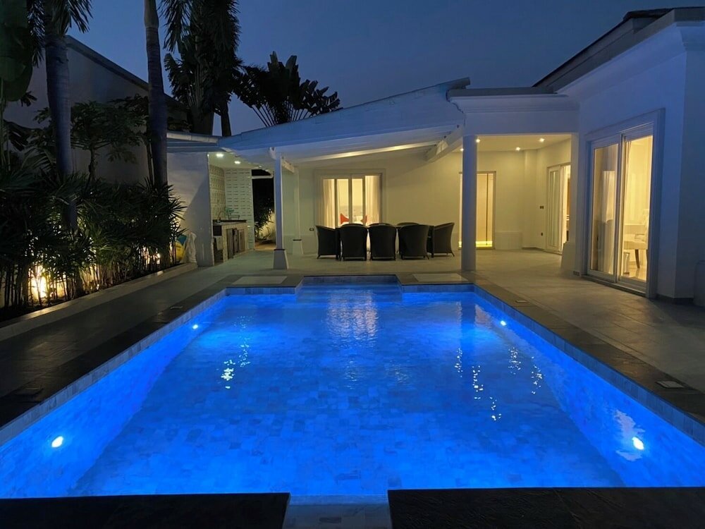 Фото Luxury Pool Villa 510 4br 8-10 Persons
