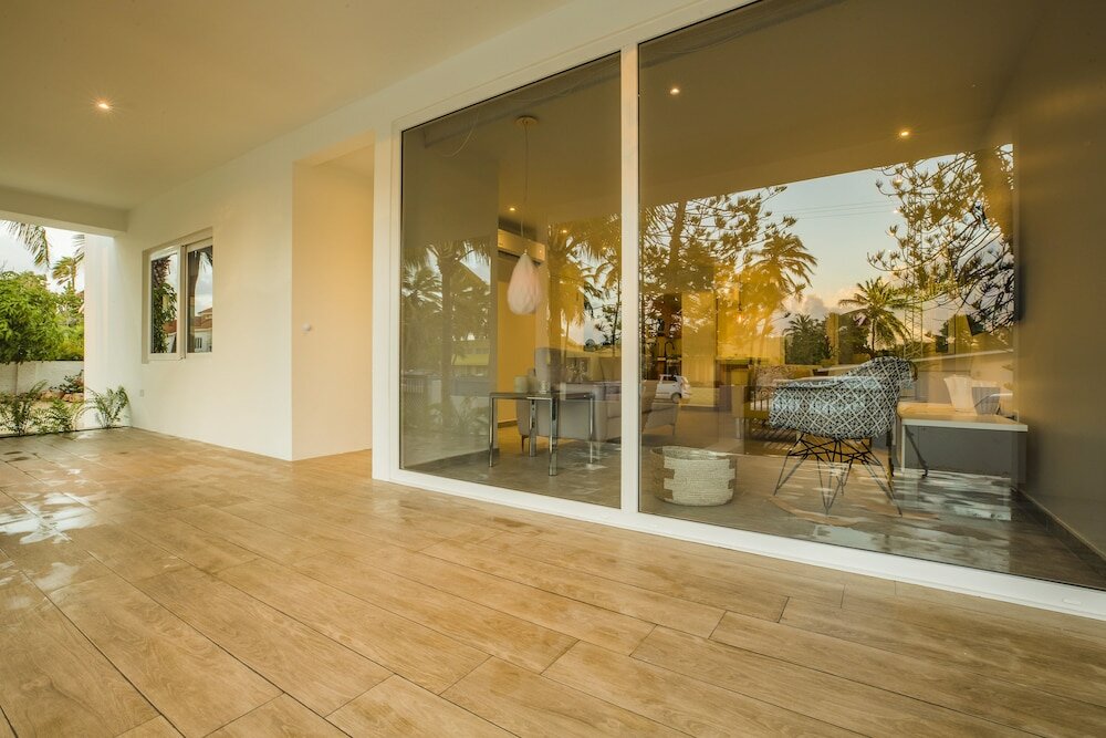 Фото Boca Catalina Modern Villa