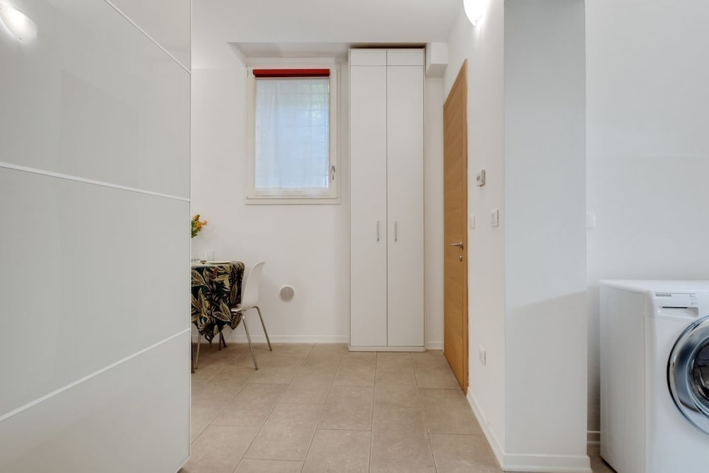 Фото VIA Santo Stefano Secret Garden Apartment