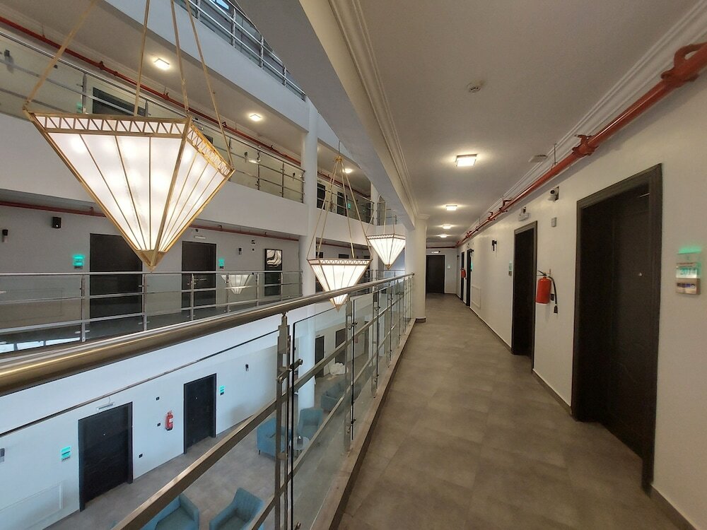 Фото Karims Hotel