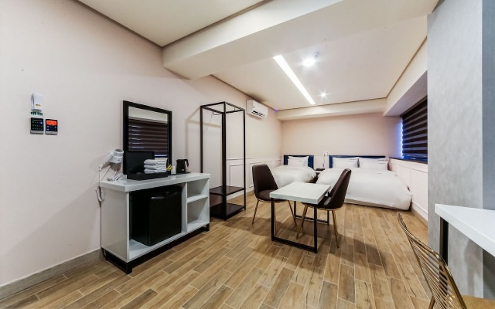 Фото Busan Haeundae Flos Hotel